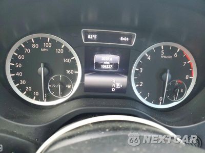 Zdjęcie 9 z 12 samochodu: 2018 INFINITI QX30 PREMIUM VIN:SJKCH5CR8JA041076 - miniatura