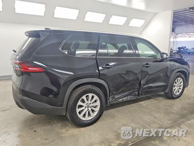 Trzecie zdjęcie samochodu z tyłu: 2025 TOYOTA GRAND HIGHLANDER XLE VIN:5TDAAAA54SS024724 - miniatura