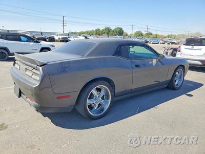 Trzecie zdjęcie samochodu z tyłu: 2015 DODGE CHALLENGER VIN:2C3CDZAT7FH758523 - miniatura