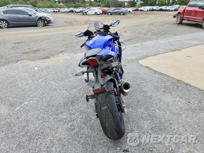 Czwarte zdjęcie samochodu z boku: 2026 YAMAHA YZF1000 VIN:JYARNA7E1TA001555 - miniatura