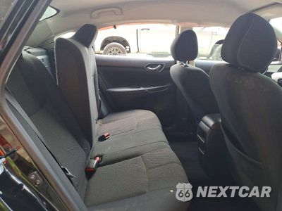 Zdjęcie 10 z 12 samochodu: 2018 NISSAN SENTRA S VIN:3N1AB7AP3JY339042 - miniatura