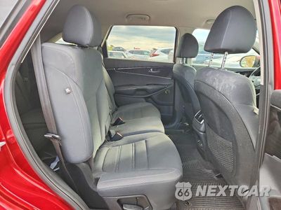 Zdjęcie 11 z 13 samochodu: 2019 KIA SORENTO LX V6 VIN:5XYPGDA51KG560067 - miniatura