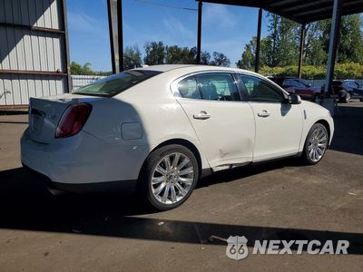 Trzecie zdjęcie samochodu z tyłu: 2009 LINCOLN MKS VIN:1LNHM93R49G633946 - miniatura