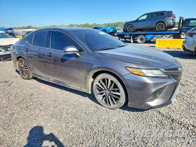 Czwarte zdjęcie samochodu z boku: 2019 TOYOTA CAMRY XSE VIN:4T1B61HK4KU696338 - miniatura