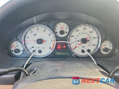 Zdjęcie 9 z 12 samochodu: 2001 MAZDA MX-5 MIATA BASE VIN:JM1NB353510204069 - miniatura