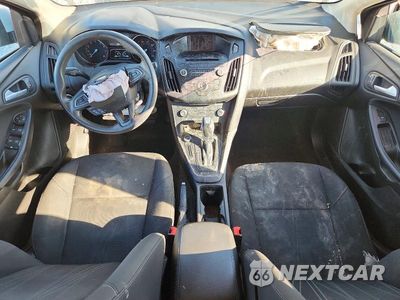 Zdjęcie 8 z 13 samochodu: 2016 FORD FOCUS SE VIN:1FADP3F29GL267031 - miniatura