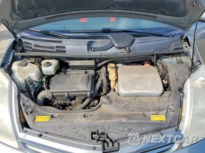 Zdjęcie 11 z 12 samochodu: 2005 TOYOTA PRIUS BASE VIN:JTDKB20U353121726 - miniatura
