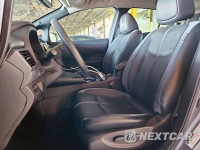 Zdjęcie 7 z 12 samochodu: 2018 NISSAN LEAF SL VIN:1N4AZ1CP3JC313624 - miniatura