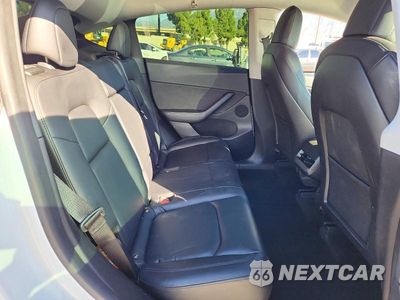 Zdjęcie 11 z 14 samochodu: 2021 TESLA MODEL Y VIN:5YJYGDEF3MF240086 - miniatura