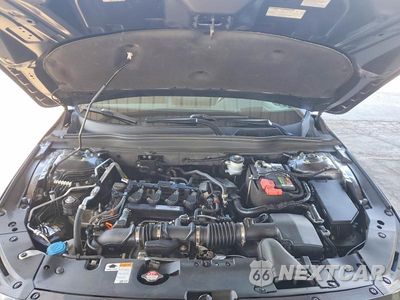 Zdjęcie 11 z 12 samochodu: 2018 HONDA ACCORD TOURING VIN:1HGCV1F93JA146786 - miniatura