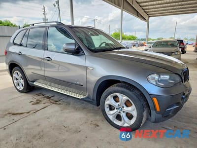 Czwarte zdjęcie samochodu z boku: 2012 BMW X5 XDRIVE35I VIN:5UXZV4C53CL761100 - miniatura