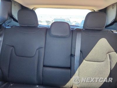Zdjęcie 10 z 13 samochodu: 2018 JEEP RENEGADE LATITUDE VIN:ZACCJBBB5JPH53121 - miniatura