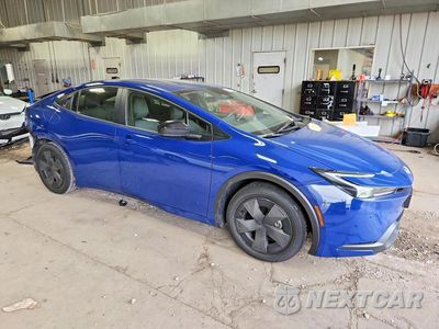 Czwarte zdjęcie samochodu z boku: 2026 TOYOTA PRIUS LE VIN:JTDACAAU9T3076502 - miniatura
