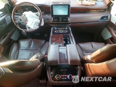 Zdjęcie 8 z 13 samochodu: 2018 LINCOLN NAVIGATOR L BLACK LABEL VIN:5LMJJ3TT9JEL07110 - miniatura