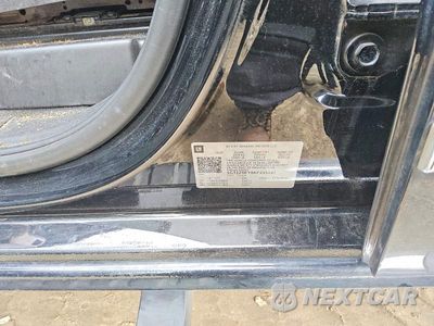 Zdjęcie 12 z 12 samochodu: 2019 GMC SIERRA K2500 DENALI VIN:1GT12SEY6KF215147 - miniatura
