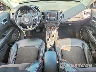 Zdjęcie 8 z 12 samochodu: 2017 JEEP COMPASS LATITUDE VIN:3C4NJCBB6HT668970 - miniatura