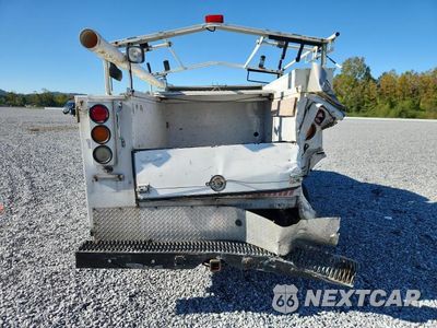 Zdjęcie 6 z 13 samochodu: 2005 CHEVROLET SILVERADO C2500 HEAVY DUTY VIN:1GBHC24UX5E156063 - miniatura