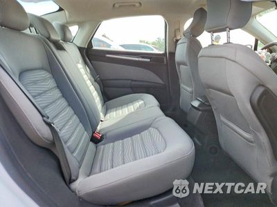 Zdjęcie 10 z 13 samochodu: 2016 FORD FUSION S VIN:3FA6P0G71GR322364 - miniatura