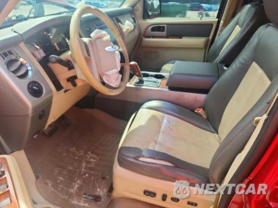 Zdjęcie 7 z 13 samochodu: 2007 FORD EXPEDITION EL EDDIE BAUER VIN:1FMFK175X7LA19199 - miniatura