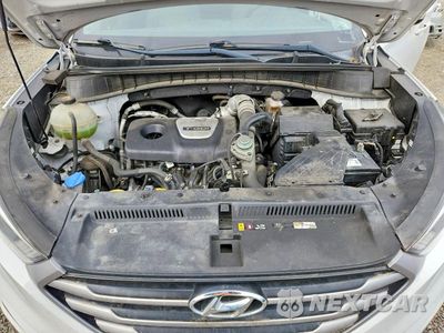 Zdjęcie 12 z 13 samochodu: 2017 HYUNDAI TUCSON SPORT VIN:KM8J33A26HU549327 - miniatura