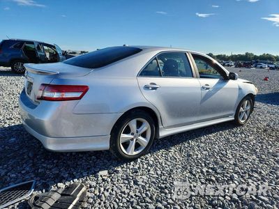 Trzecie zdjęcie samochodu z tyłu: 2011 TOYOTA CAMRY SE VIN:4T1BF3EK2BU762255 - miniatura