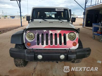 Piąte zdjęcie samochodu w środku: 2013 JEEP WRANGLER UNLIMITED SPORT VIN:1C4BJWDG2DL643129 - miniatura