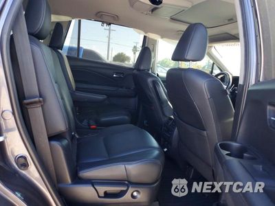 Zdjęcie 11 z 13 samochodu: 2021 HONDA PILOT TOURING VIN:5FNYF5H63MB039793 - miniatura