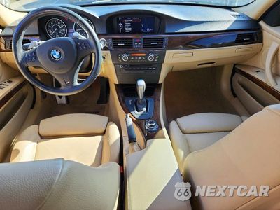 Zdjęcie 8 z 12 samochodu: 2010 BMW 328 I SULEV VIN:WBAPH5G53ANM70577 - miniatura