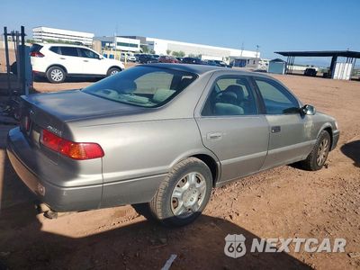 Trzecie zdjęcie samochodu z tyłu: 2000 TOYOTA CAMRY LE VIN:4T1BG22K4YU694576 - miniatura