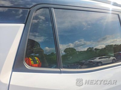 Zdjęcie 10 z 12 samochodu: 2025 CHEVROLET EQUINOX LT VIN:3GNAXPEG5SL124440 - miniatura