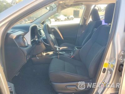 Zdjęcie 7 z 13 samochodu: 2015 TOYOTA RAV4 XLE VIN:JTMWFREV0FD052747 - miniatura