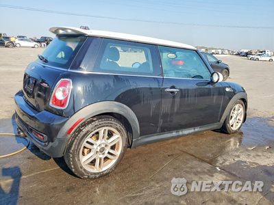 Trzecie zdjęcie samochodu z tyłu: 2011 MINI COOPER S VIN:WMWSV3C5XBTY13928 - miniatura