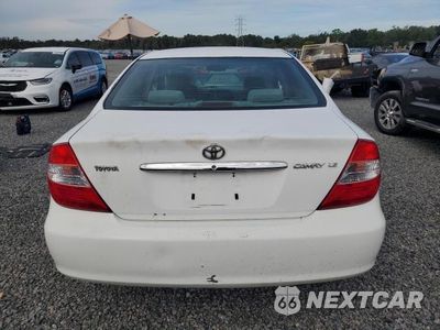 Zdjęcie 6 z 12 samochodu: 2002 TOYOTA CAMRY LE VIN:JTDBE32K320128469 - miniatura