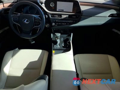 Zdjęcie 8 z 13 samochodu: 2025 LEXUS ES 300H BASE VIN:58ADA1C13SU054370 - miniatura