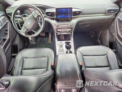 Zdjęcie 8 z 12 samochodu: 2020 FORD EXPLORER XLT VIN:1FMSK8DH7LGA50161 - miniatura