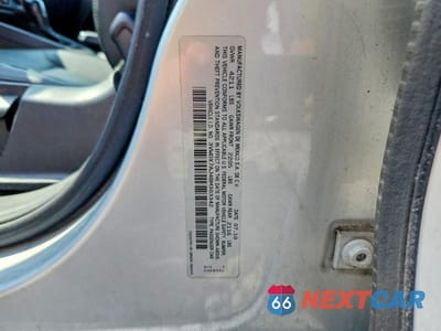 Zdjęcie 12 z 12 samochodu: 2011 VOLKSWAGEN JETTA SE VIN:3VWDX7AJ4BM303342 - miniatura