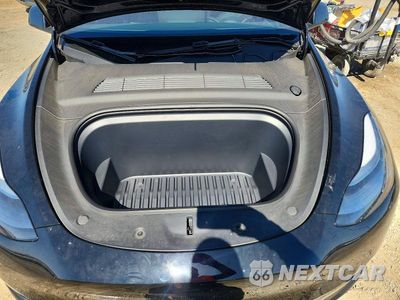 Zdjęcie 12 z 14 samochodu: 2024 TESLA MODEL Y VIN:7SAYGDEF1RF168928 - miniatura
