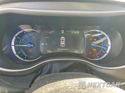 Zdjęcie 9 z 14 samochodu: 2023 CHRYSLER PACIFICA HYBRID TOURING L VIN:2C4RC1L7XPR558970 - miniatura