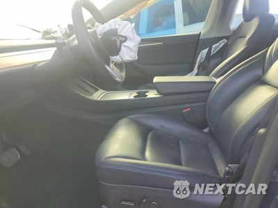 Zdjęcie 7 z 13 samochodu: 2025 TESLA MODEL Y VIN:7SAYGDEDXSF226832 - miniatura