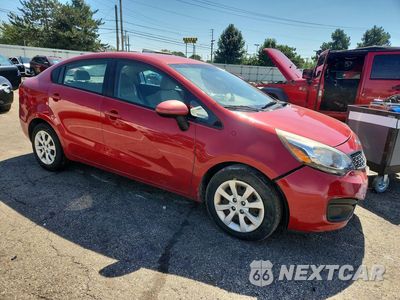 Czwarte zdjęcie samochodu z boku: 2012 KIA RIO LX VIN:KNADM4A33C6086652 - miniatura