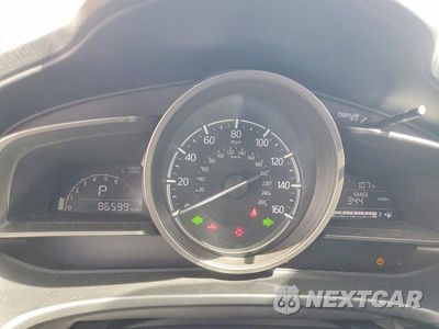 Zdjęcie 9 z 12 samochodu: 2018 MAZDA 3 TOURING VIN:3MZBN1L38JM256565 - miniatura