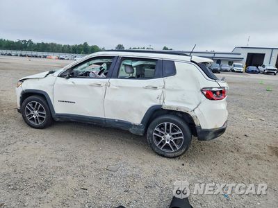 Drugie zdjęcie samochodu z przodu: 2019 JEEP COMPASS LATITUDE VIN:3C4NJCBB1KT685585 - miniatura