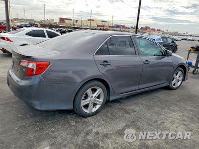 Trzecie zdjęcie samochodu z tyłu: 2014 TOYOTA CAMRY SE VIN:4T1BF1FK9EU466205 - miniatura