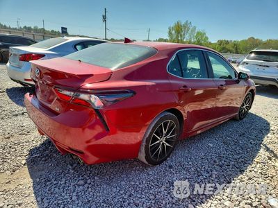Trzecie zdjęcie samochodu z tyłu: 2021 TOYOTA CAMRY SE VIN:4T1G11AK6MU409910 - miniatura