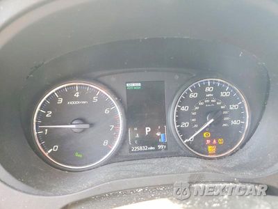 Zdjęcie 9 z 12 samochodu: 2017 MITSUBISHI OUTLANDER GT VIN:JA4JZ4AX1HZ007764 - miniatura