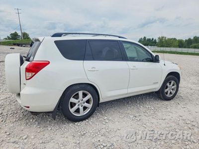 Trzecie zdjęcie samochodu z tyłu: 2006 TOYOTA RAV4 LIMITED VIN:JTMBK31V565011585 - miniatura