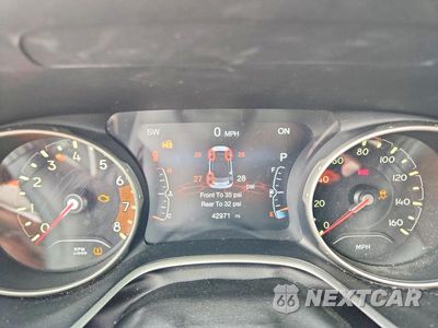Zdjęcie 9 z 13 samochodu: 2021 JEEP COMPASS 80TH EDITION VIN:3C4NJDEBXMT565613 - miniatura
