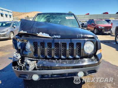 Piąte zdjęcie samochodu w środku: 2015 JEEP PATRIOT SPORT VIN:1C4NJRBB8FD244809 - miniatura