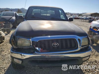 Piąte zdjęcie samochodu w środku: 2002 TOYOTA TACOMA XTRACAB PRERUNNER VIN:5TESM92N42Z142316 - miniatura