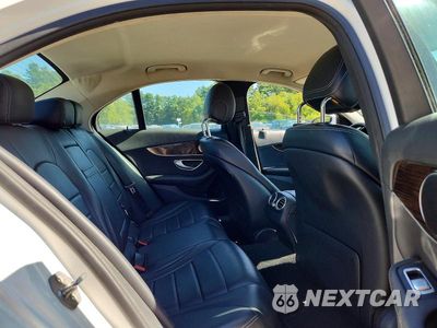 Zdjęcie 10 z 12 samochodu: 2017 MERCEDES-BENZ C 300 4MATIC VIN:55SWF4KB2HU201019 - miniatura